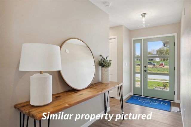 655 Maclan Court, Iowa City, IA 52246