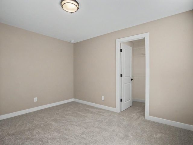 655 Maclan Court, Iowa City, IA 52246