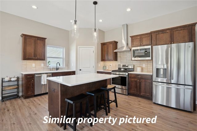 655 Maclan Court, Iowa City, IA 52246