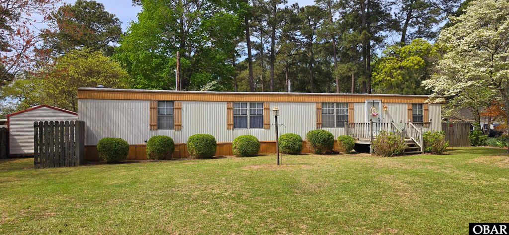 Image 1 of property listing at 3123 Rocky Hock Road, Edenton, NC 27980