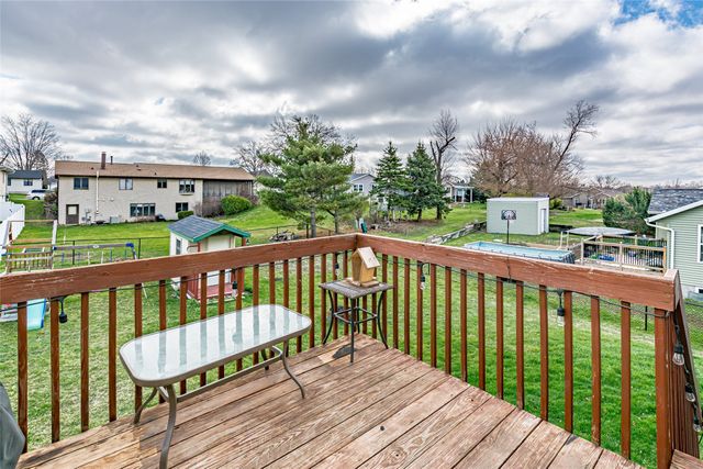 2335 Jomar Court SW, Cedar Rapids, IA 52404