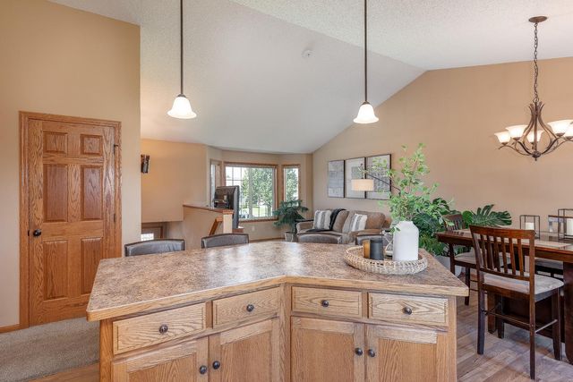 109 Pinehurst Drive, Mankato, MN 56001