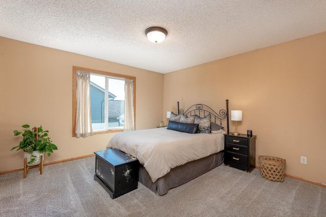109 Pinehurst Drive, Mankato, MN 56001
