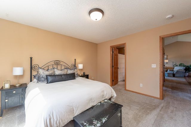 109 Pinehurst Drive, Mankato, MN 56001