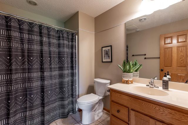 109 Pinehurst Drive, Mankato, MN 56001