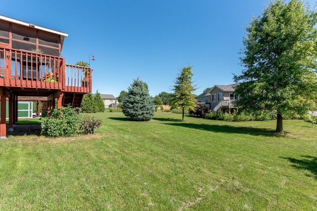 109 Pinehurst Drive, Mankato, MN 56001