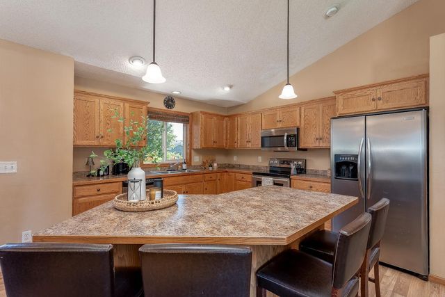 109 Pinehurst Drive, Mankato, MN 56001