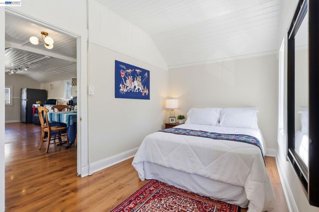 30 Niantic Ave, San Francisco, CA 94132