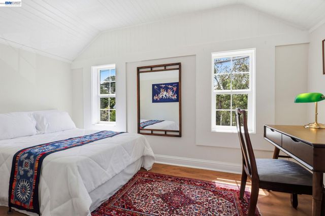 30 Niantic Ave, San Francisco, CA 94132