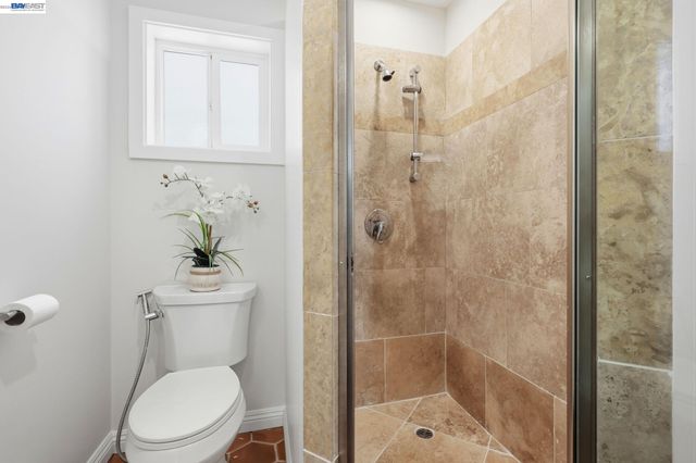 30 Niantic Ave, San Francisco, CA 94132