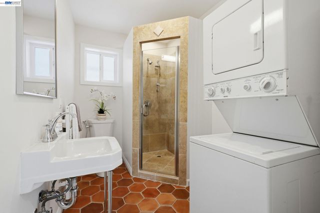 30 Niantic Ave, San Francisco, CA 94132