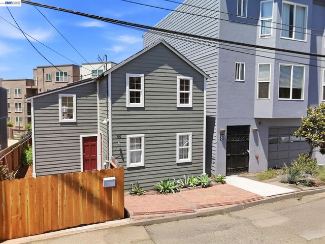 30 Niantic Ave, San Francisco, CA 94132