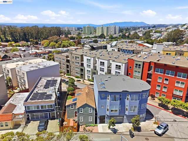 30 Niantic Ave, San Francisco, CA 94132