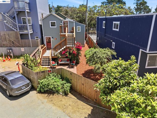 30 Niantic Ave, San Francisco, CA 94132