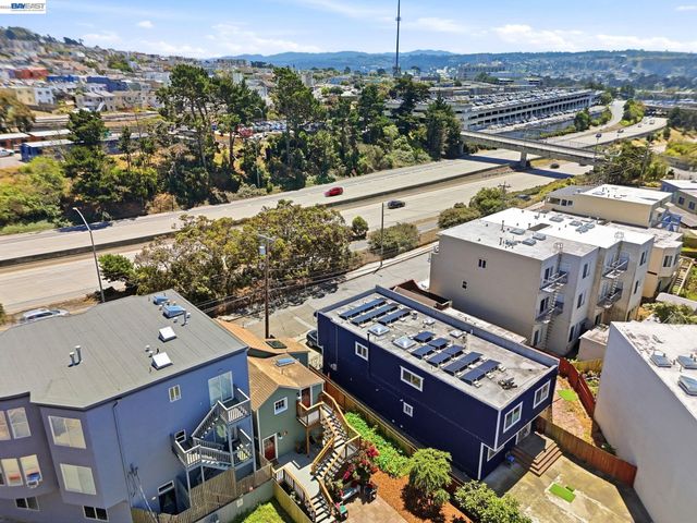 30 Niantic Ave, San Francisco, CA 94132