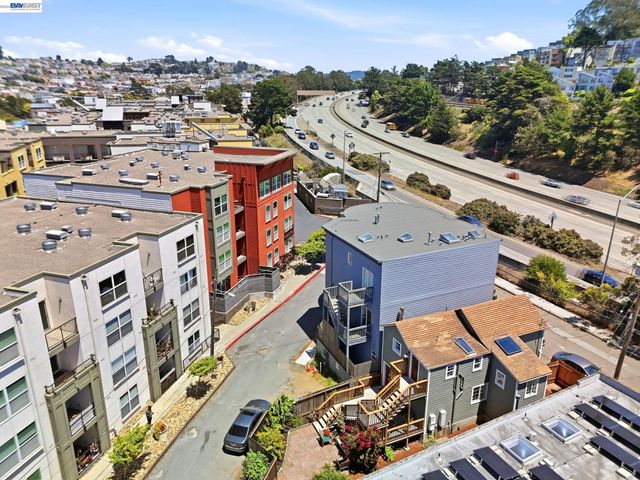 30 Niantic Ave, San Francisco, CA 94132