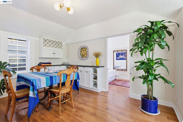 30 Niantic Ave, San Francisco, CA 94132