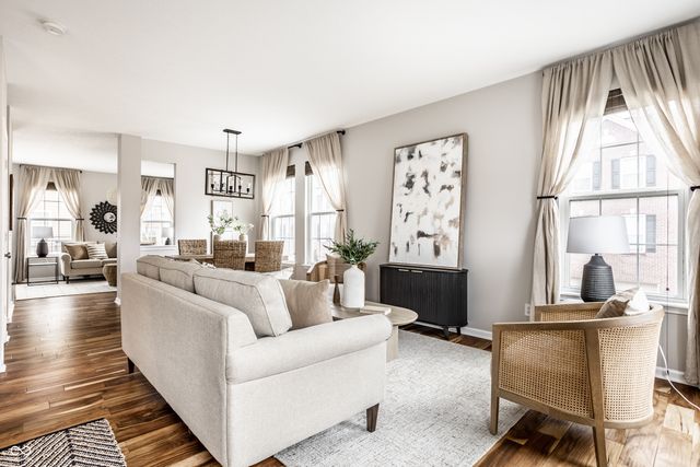 960 Orlando Street, Carmel, IN 46032