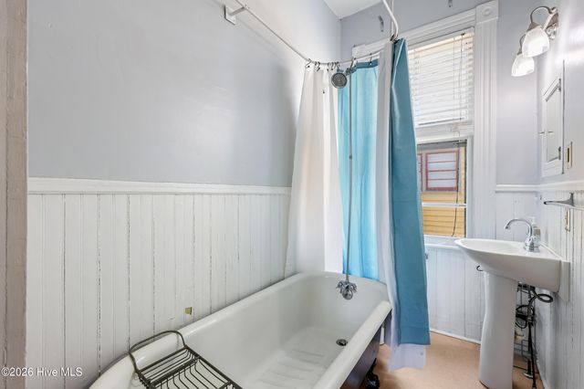 317 S 3rd Street, Wilmington, NC 28401
