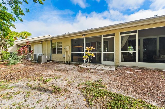 1656 SE Green Acres Circle D103, Port St Lucie, FL 34952