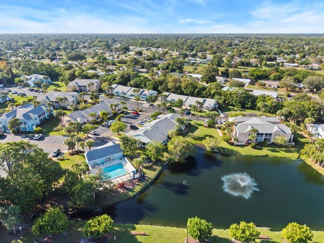 1656 SE Green Acres Circle D103, Port St Lucie, FL 34952