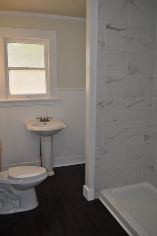 708 N Mckinney Street, Ennis, TX 75119