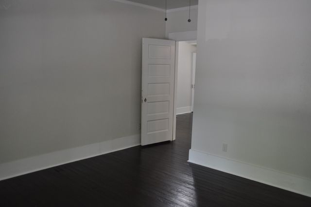 708 N Mckinney Street, Ennis, TX 75119