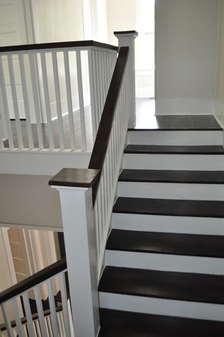 708 N Mckinney Street, Ennis, TX 75119