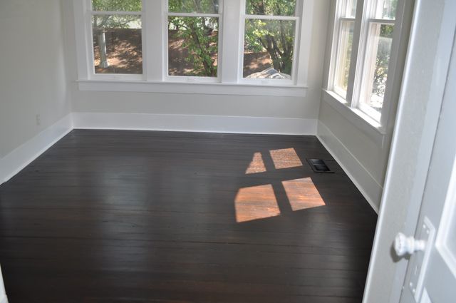 708 N Mckinney Street, Ennis, TX 75119