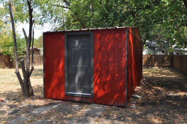 708 N Mckinney Street, Ennis, TX 75119