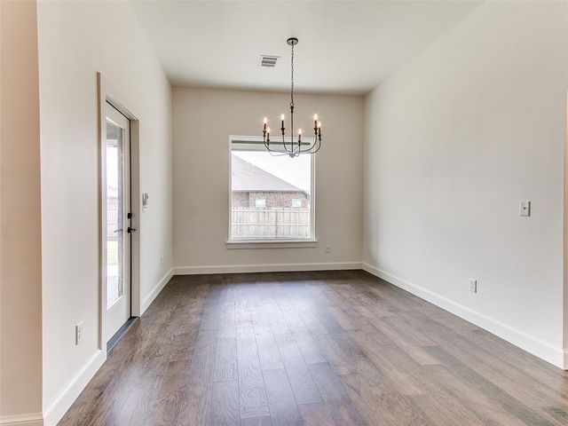 9316 NW 84th Street, Yukon, OK 73099