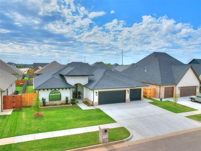 9316 NW 84th Street, Yukon, OK 73099