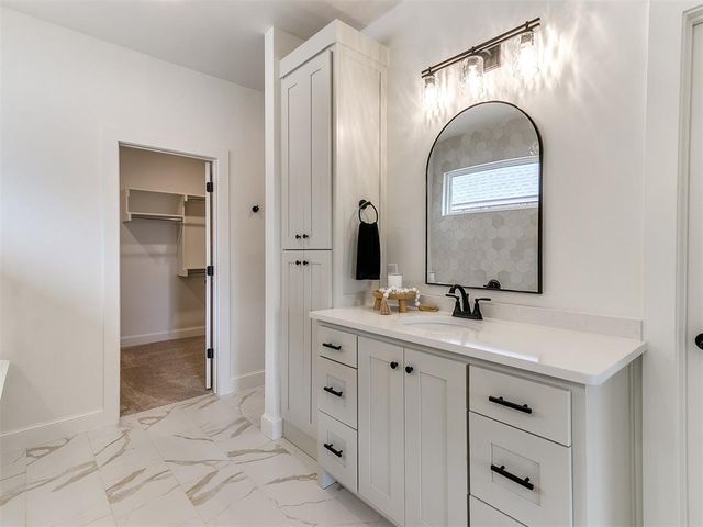 9316 NW 84th Street, Yukon, OK 73099