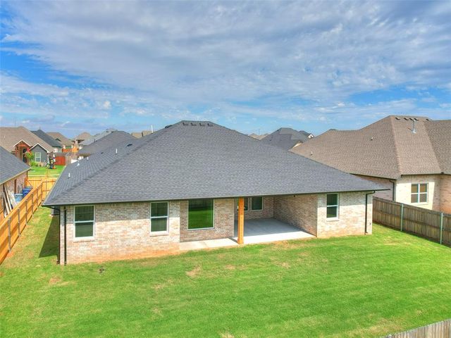 9316 NW 84th Street, Yukon, OK 73099