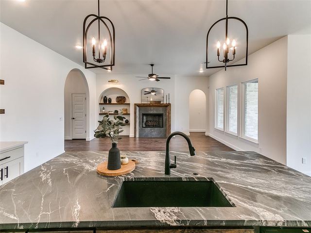 9316 NW 84th Street, Yukon, OK 73099