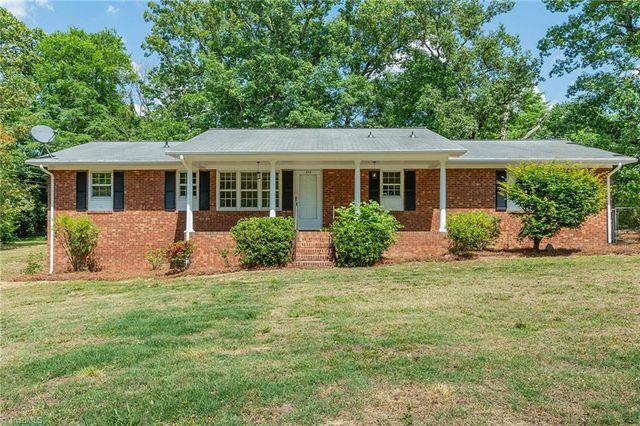 253 Myers Drive, Thomasville, NC 27360