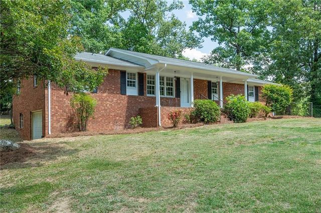 253 Myers Drive, Thomasville, NC 27360