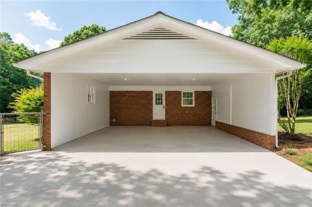253 Myers Drive, Thomasville, NC 27360