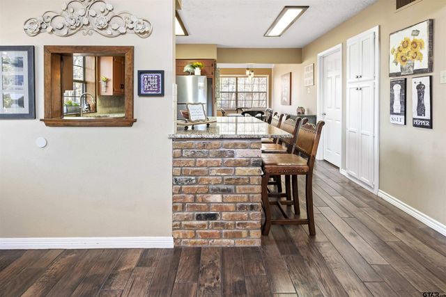 154 Pine Glen, Holly Lake Ranch, TX 75765