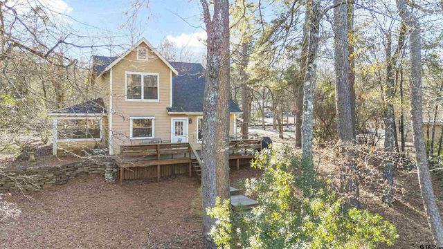 154 Pine Glen, Holly Lake Ranch, TX 75765