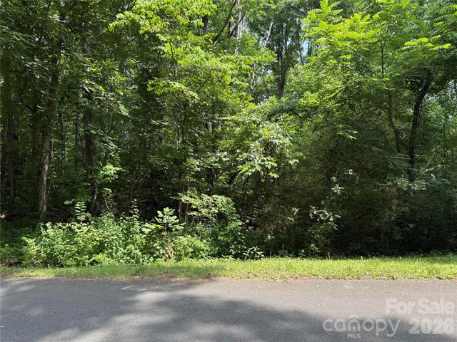 9562 Regent Drive, Davidson, NC 28036