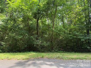 9562 Regent Drive, Davidson, NC 28036