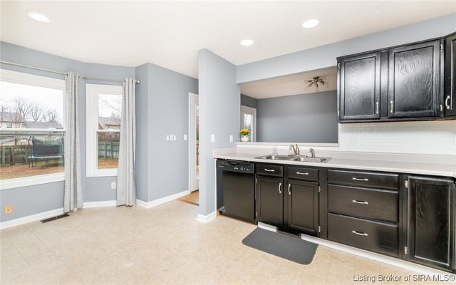 3118 Gardner Boulevard, Jeffersonville, IN 47130