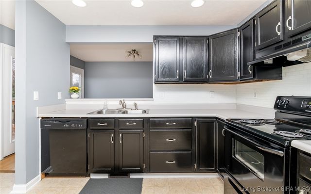 3118 Gardner Boulevard, Jeffersonville, IN 47130