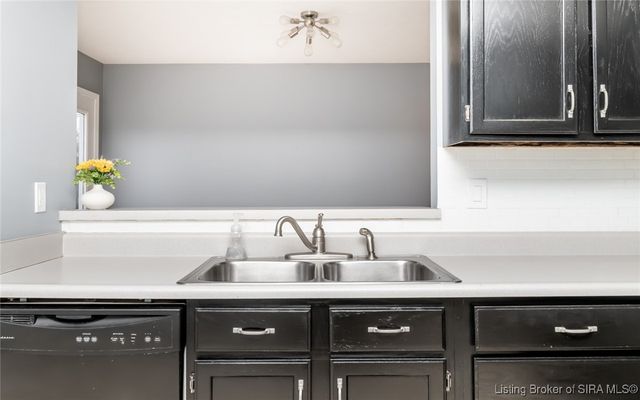 3118 Gardner Boulevard, Jeffersonville, IN 47130