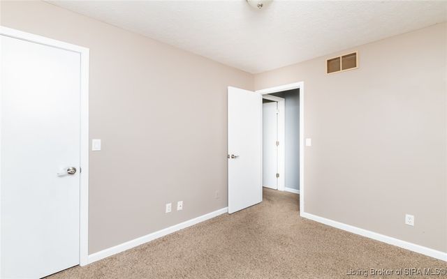 3118 Gardner Boulevard, Jeffersonville, IN 47130