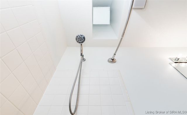 3118 Gardner Boulevard, Jeffersonville, IN 47130