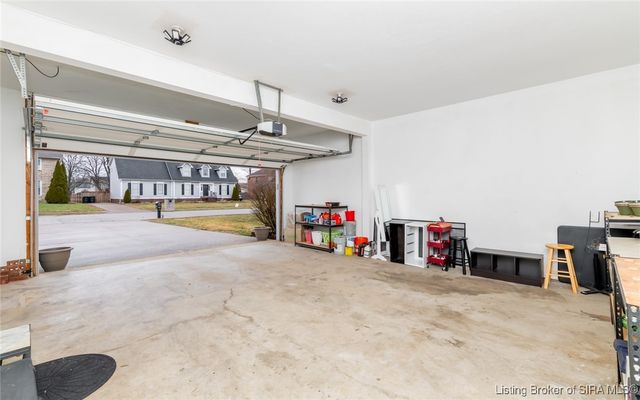 3118 Gardner Boulevard, Jeffersonville, IN 47130