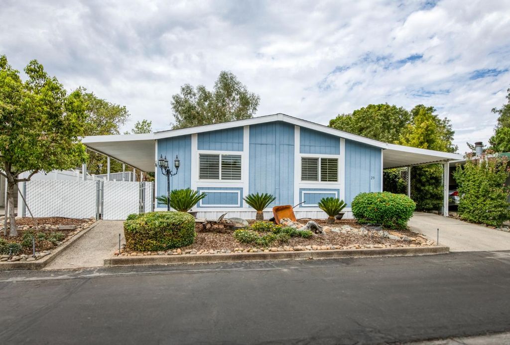 Image 1 of property listing at 8701 Highway 41 # 29 SP 29, Fresno, CA 93720