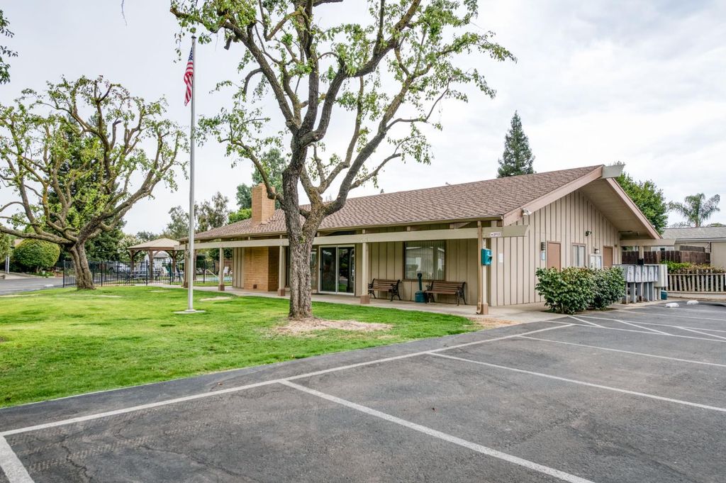 Image 40 of property listing at 8701 Highway 41 # 29 SP 29, Fresno, CA 93720